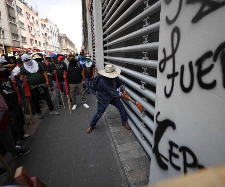 Segob rechaza enérgicamente actos vandálicos de la CNTE Segob rechaza enérgicamente actos vandálicos de la CNTE