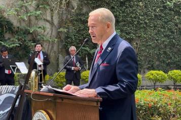 Exhorta Johnson a que México y EU enfrenten amenazas juntos