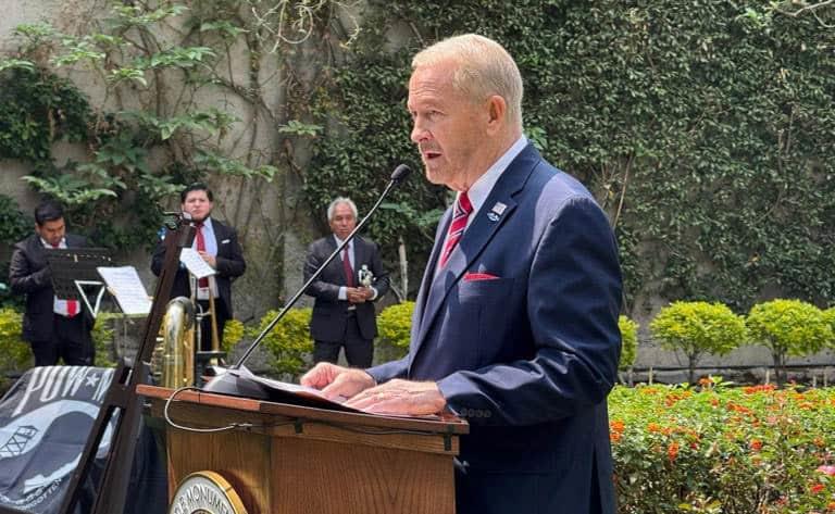 Exhorta Johnson a que México y EU enfrenten amenazas juntos Exhorta Johnson a que México y EU enfrenten amenazas juntos