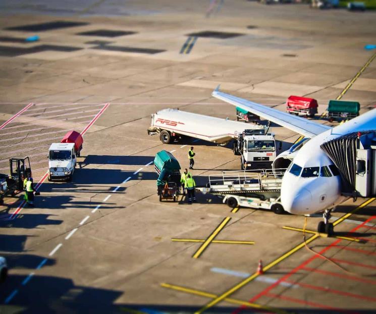 SICT ampliará y rehabilitará 62 aeropuertos del país SICT ampliará y rehabilitará 62 aeropuertos del país