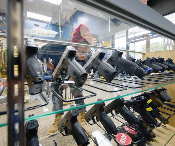 Rechazan en EU demanda contra fabricantes de armas