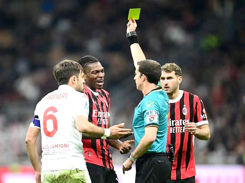 Llevarán árbitros cámaras corporales en el Mundial de Clubes Llevarán árbitros cámaras corporales en el Mundial de Clubes