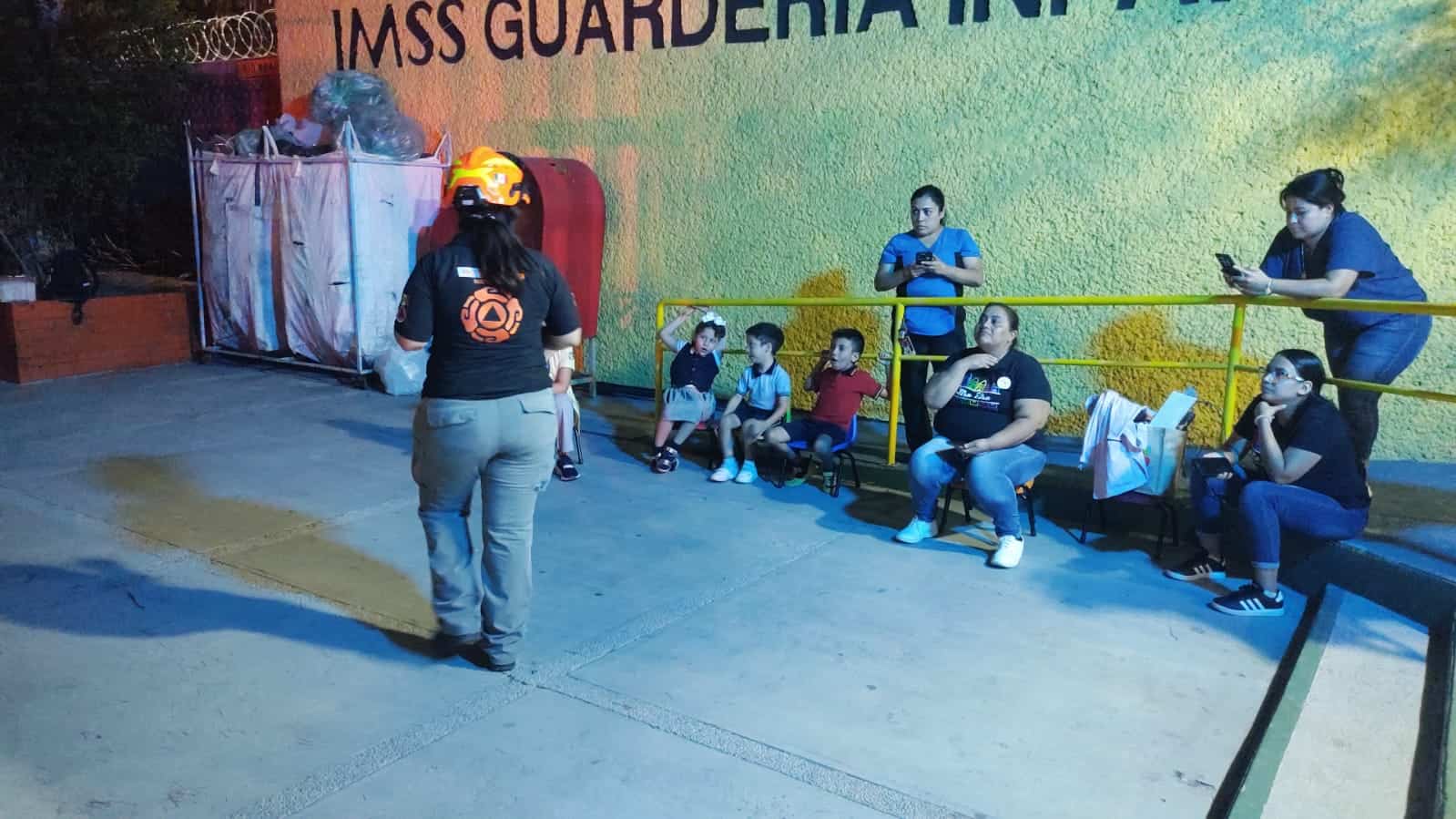 Luego de que se activaron las alarmas por fuga de gas en una Guardería, ocho menores de edad y el personal fueron evacuados, al norte de la ciudad.