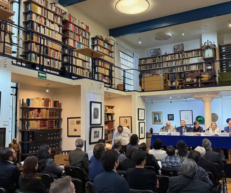 Entrega de cartas de Alfonso Reyes refuerza lazos culturales Entrega de cartas de Alfonso Reyes refuerza lazos culturales
