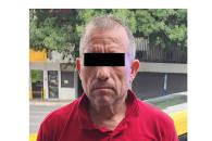 Asalta a mujer; lo detienen