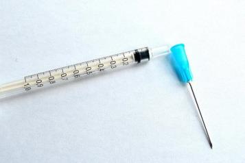 Alerta por falsificación y comercialización ilegal de vacuna VPH