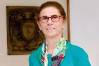 Celebra Sheinbaum reconocimiento a su madre Annie Pardo