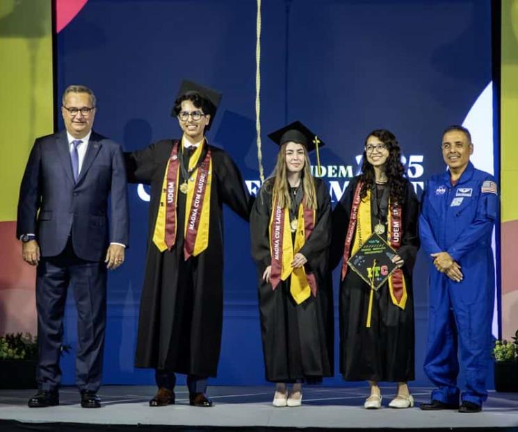 "Sal de tu zona de confort y nunca te rindas": astronauta mexicano "Sal de tu zona de confort y nunca te rindas": astronauta mexicano