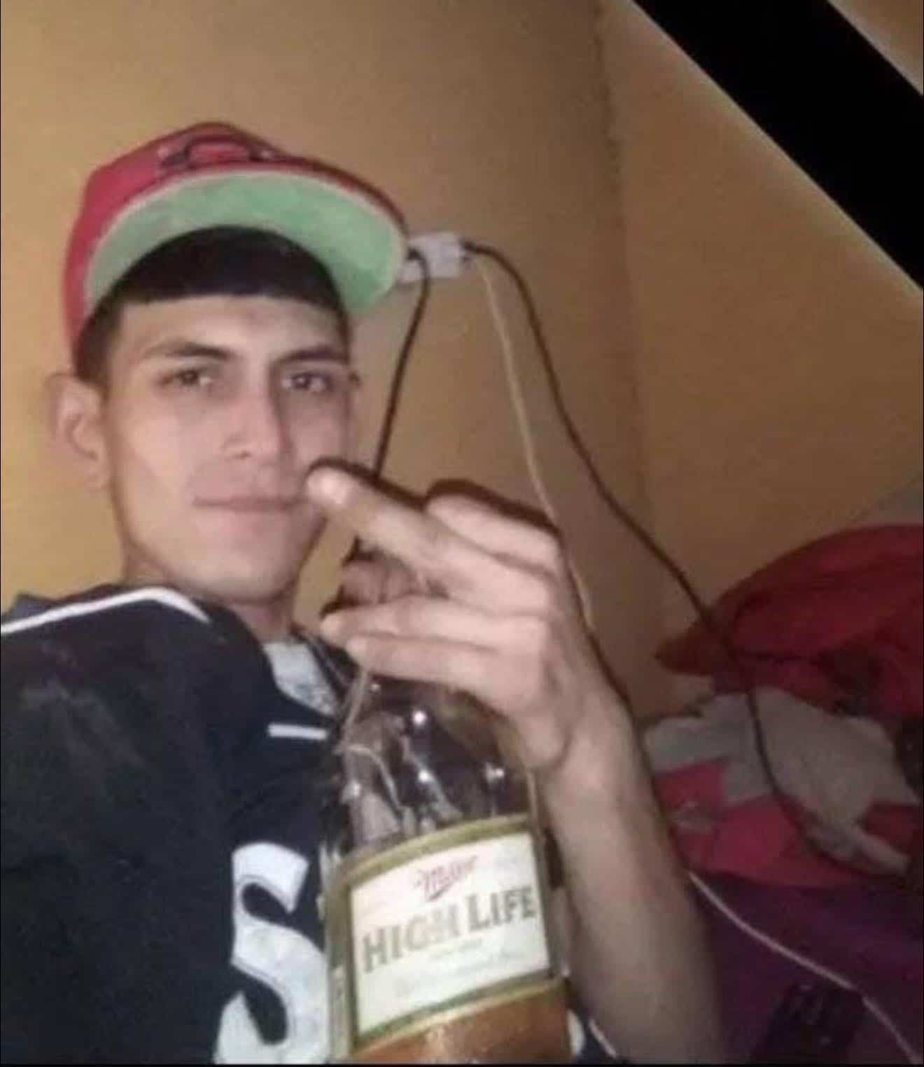A pesar de que se implementó el llamado Operativo Muralla, este domingo, levantaron a un joven cuando salía de su domicilio en el municipio de Linares.