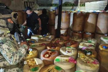 Aseguran más de 5,000 litros de diésel en Chiapas