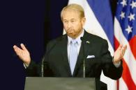 Manifestaciones dañan la relación bilateral: Ronald Johnson