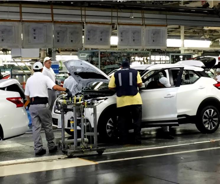 Cae producción de vehículos 2% en mayo Cae producción de vehículos 2% en mayo