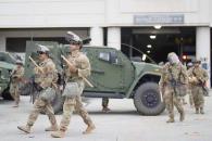 Envía Trump a 2 mil 700 efectivos en protestas de Los Ángeles Envía Trump a 2 mil 700 efectivos en protestas de Los Ángeles