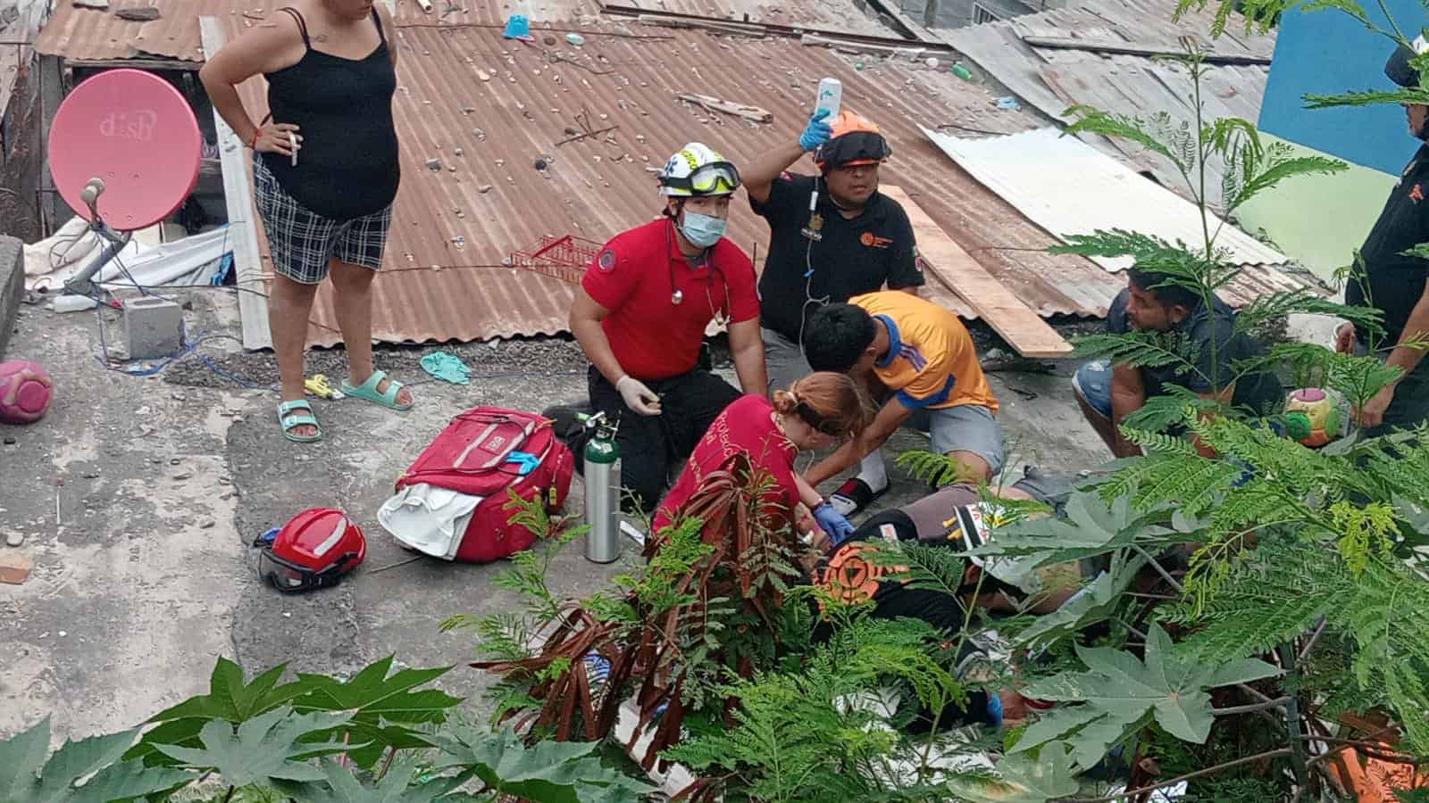 Al momento de realizar trabajos de albañilería un hombre murió al caer de una altura a los seis metros, al sur de Monterrey.