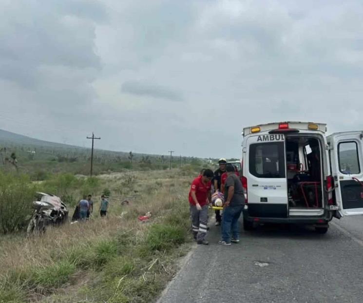Fallecen hombre y su nieta tras choque Fallecen hombre y su nieta tras choque