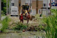 Da Félix banderazo de arranque a otra obra de pavimentación