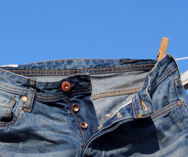 Cómo quitar un chicle de la ropa para no perder la prenda Cómo quitar un chicle de la ropa para no perder la prenda