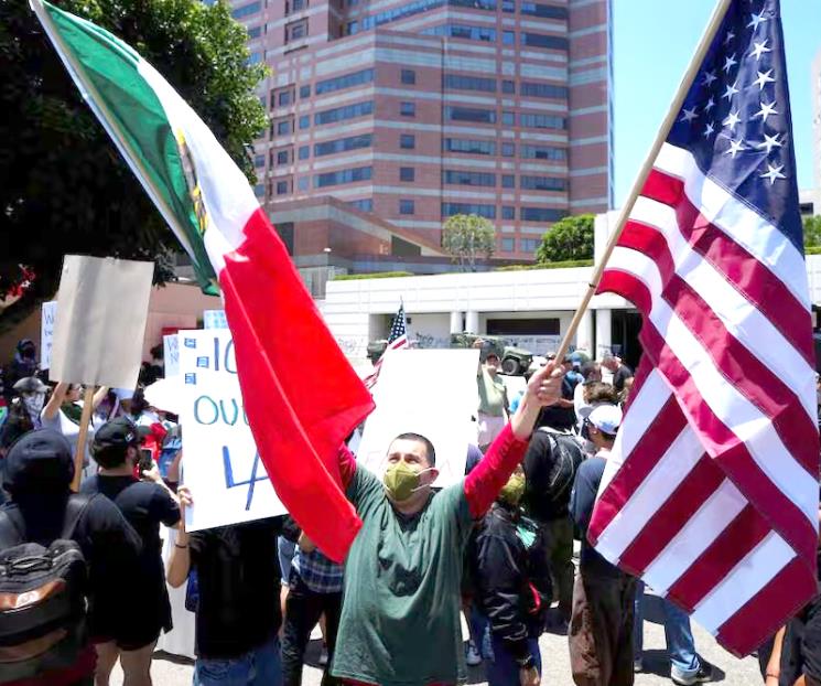 Declaran toque de queda en Los Ángeles Declaran toque de queda en Los Ángeles