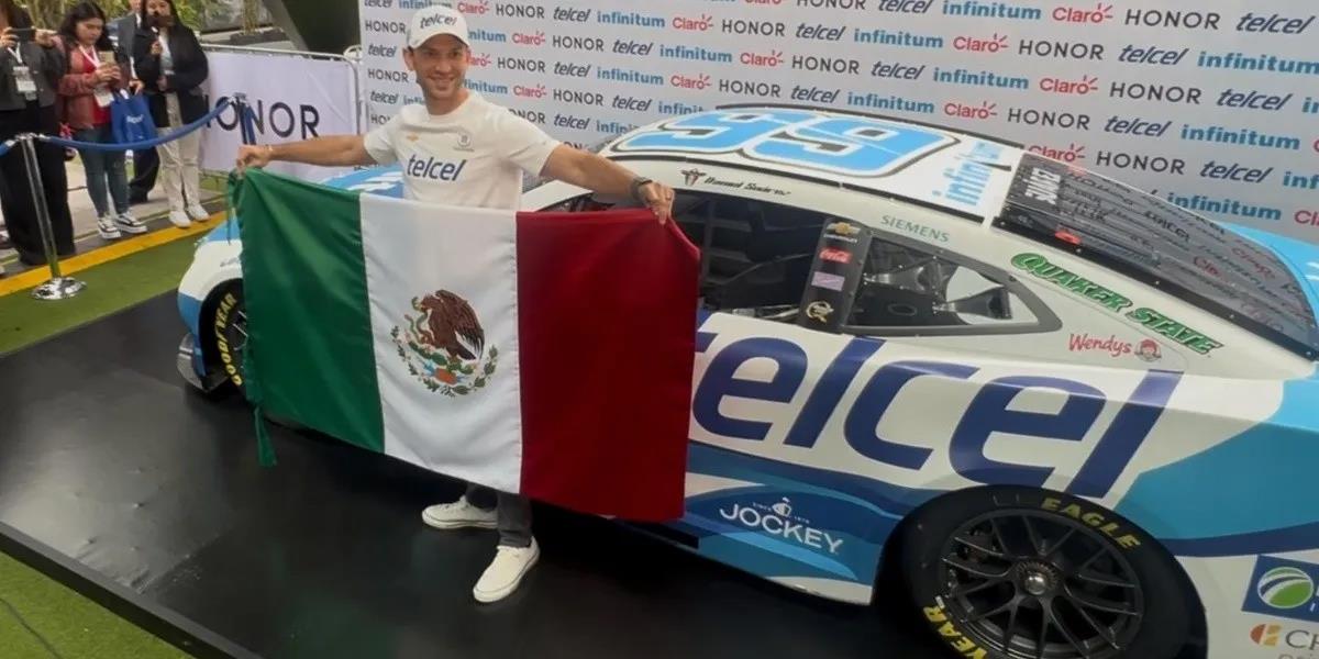Va Suárez por historia en el Hermanos Rodríguez Va Suárez por historia en el Hermanos Rodríguez