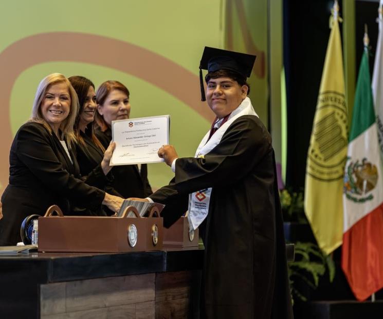 Benefician a jóvenes de escasos recursos con becas para la UDEM Benefician a jóvenes de escasos recursos con becas para la UDEM