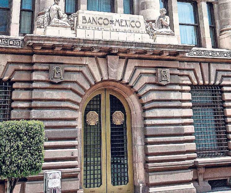 Impuesto del 3.5% a remesas alienta la informalidad: Banxico Impuesto del 3.5% a remesas alienta la informalidad: Banxico