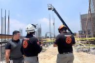 Cae de andamio y resulta herido