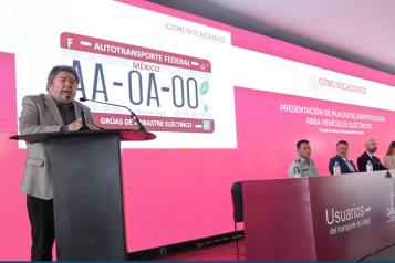 Qué significa la hoja verde en las placas de un auto