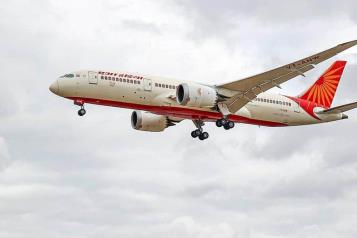 Realiza aterrizaje de emergencia avión de Air India