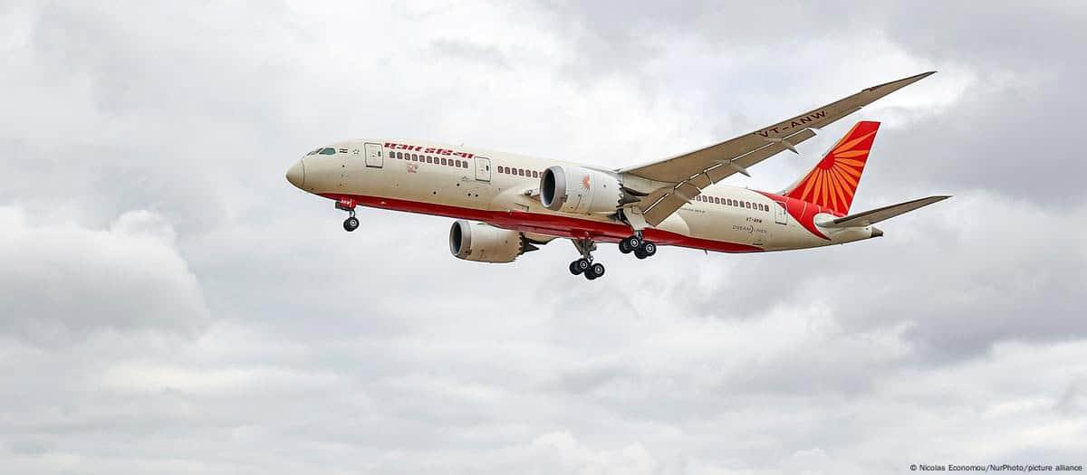 Realiza aterrizaje de emergencia avión de Air India Realiza aterrizaje de emergencia avión de Air India