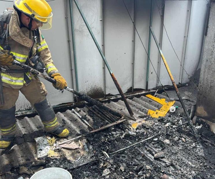 Moviliza conato de incendio en negocio de venta de pollo Moviliza conato de incendio en negocio de venta de pollo