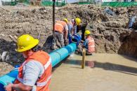 Se registra enorme fuga de agua sobre el Río Santa Catarina Se registra enorme fuga de agua sobre el Río Santa Catarina