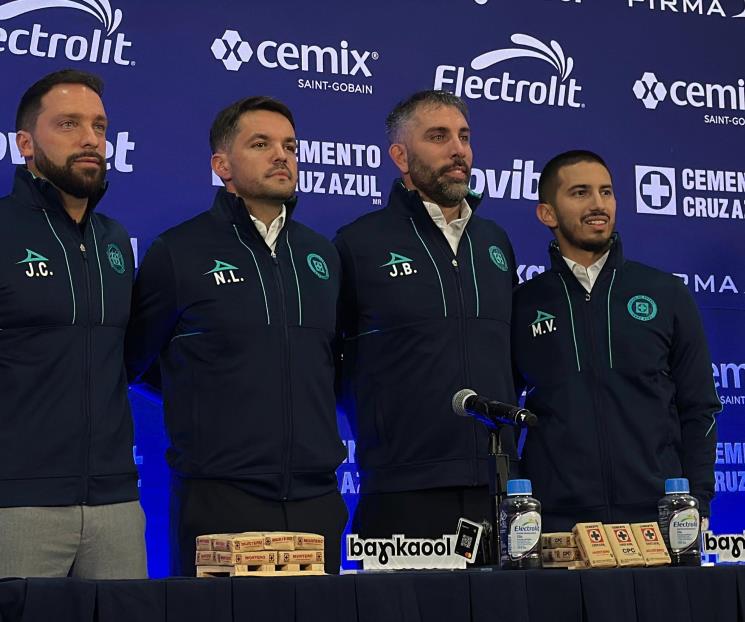 Presenta Cruz Azul a Nicolás Larcamón Presenta Cruz Azul a Nicolás Larcamón