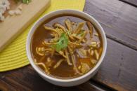 &iquest;C&oacute;mo se hace la salsa de la sopa de tortilla?