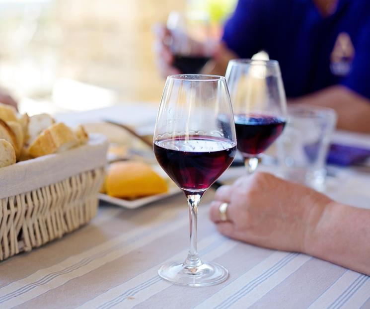 ¿Quiénes no pueden tomar vino? ¿Quiénes no pueden tomar vino?