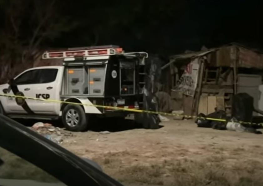 Encuentran a madre e hijo enterrados en García Encuentran a madre e hijo enterrados en García
