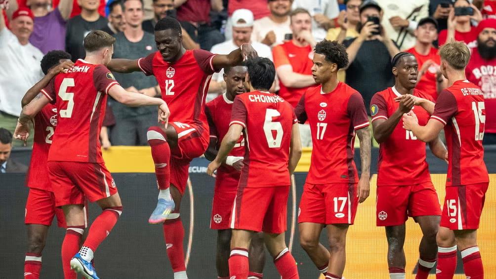 Aplasta Canadá a Honduras Aplasta Canadá a Honduras