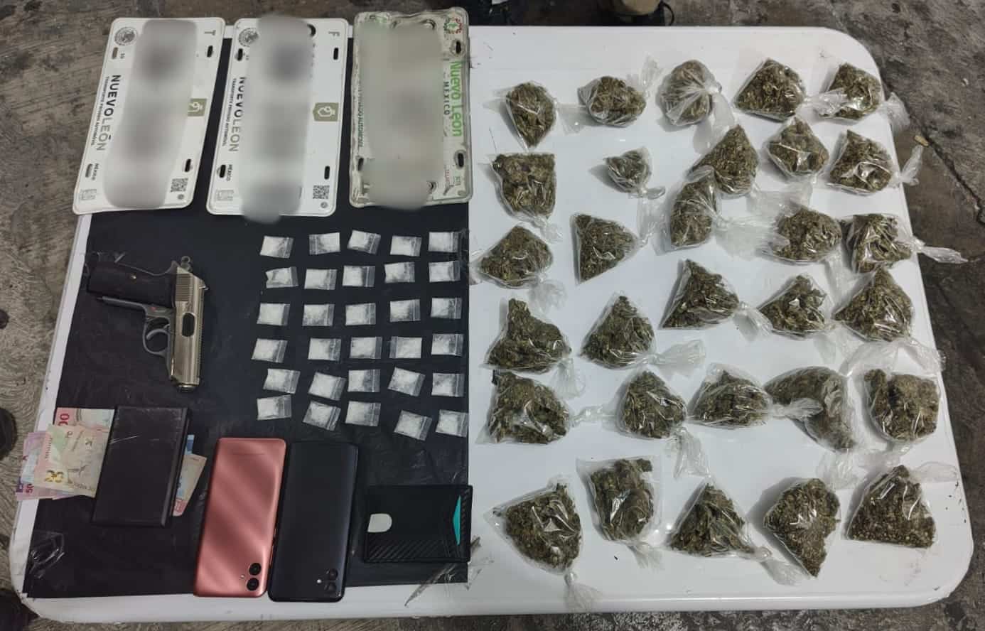 Elementos de la policía preventiva del municipio de Guadalupe, lograron la captura de un hombre que presuntamente habría participado en la ejecución dos hombres en el municipio de Juárez y en el ataque a balazos a un hombre en la Colonia Las Águilas, en Guadalupe, ambos hechos ocurridos el domingo pasado.