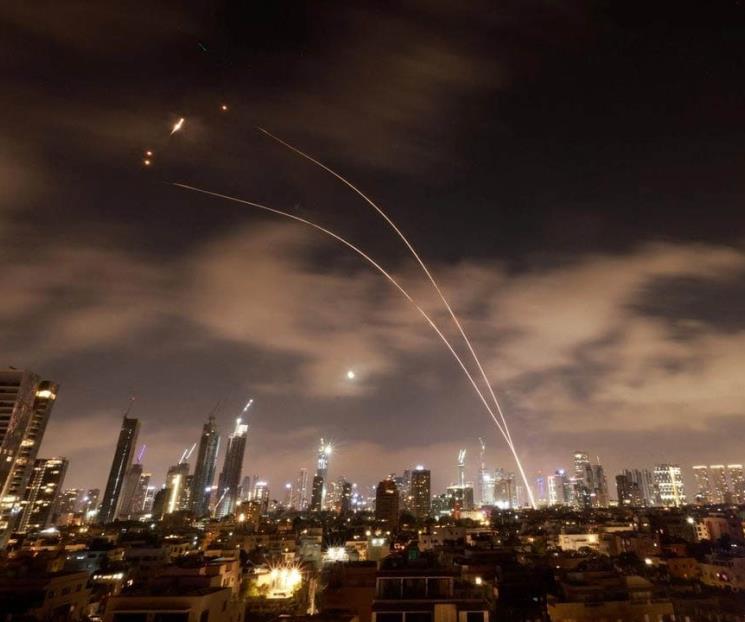 Lanza Irán misiles contra Israel; habla Trump con Netanyahu Lanza Irán misiles contra Israel; habla Trump con Netanyahu