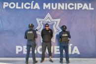 Agrede y amenaza a mujeres