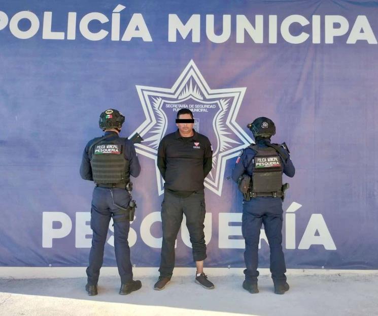 Agrede y amenaza a mujeres Agrede y amenaza a mujeres