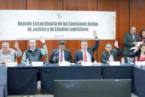 Avalan mayor vigilancia a servidores públicos para prevenir lavado