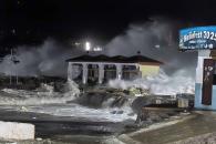 Huracán Erick de categoría 3 está en tierra: Semar