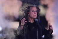 Vende Ozzy Osbourne su ADN en latas vacías