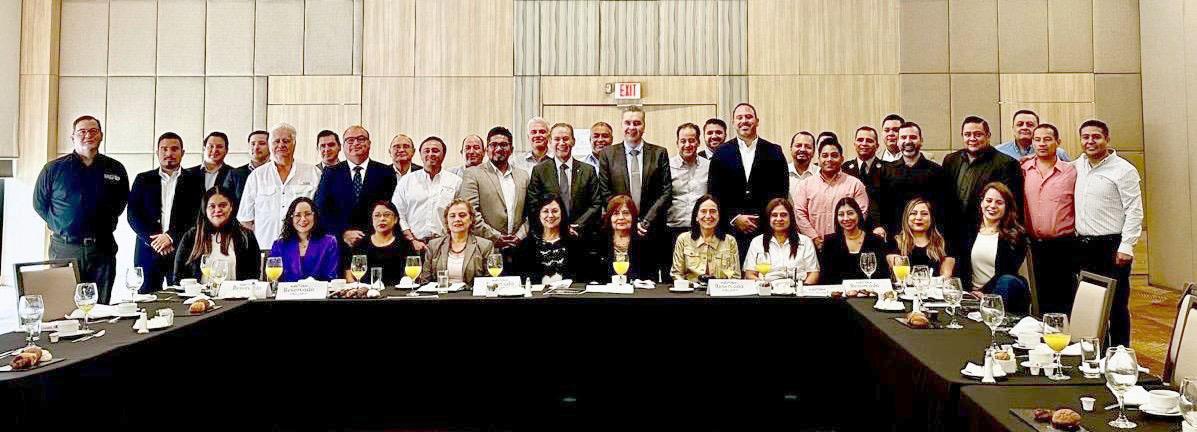 Tiene Héctor Gutiérrez reunión con delegados federales