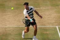 Avanza Alcaraz a las semifinales en el Torneo de Queen´s