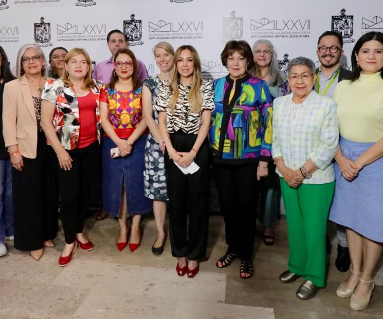 Realizan tercera mesa de trabajo sobre educación menstrual Realizan tercera mesa de trabajo sobre educación menstrual