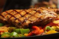 Cómo darle sabor a las pechugas de pollo Cómo darle sabor a las pechugas de pollo