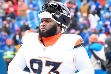 Mantienen Broncos en la NFL a D.J Jones