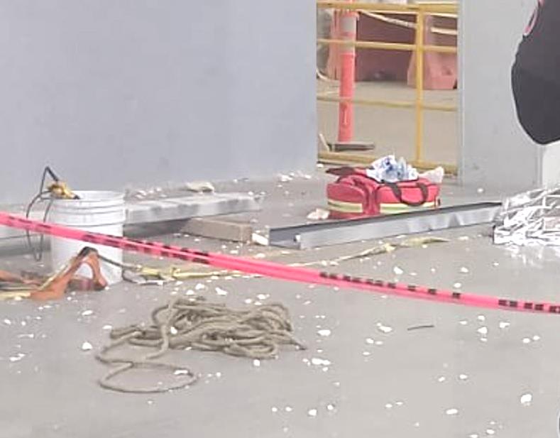 Pierde la vida al caer de 8 metros en bodega Pierde la vida al caer de 8 metros en bodega