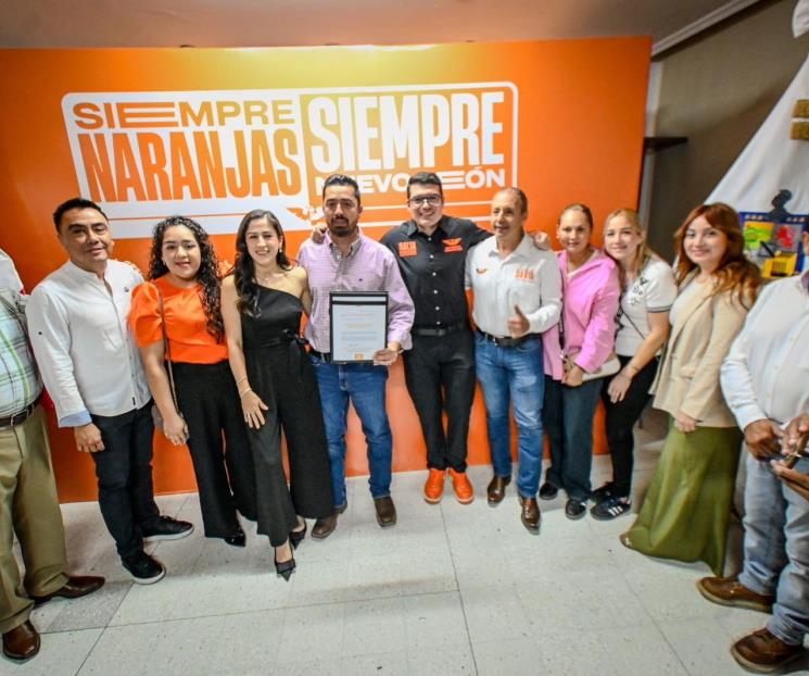 Entrega MC nombramientos a coordinadores regionales Entrega MC nombramientos a coordinadores regionales